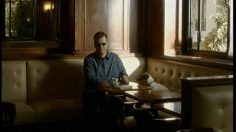 poster-10386-flammarion-editeur-tom-cruise-m-a-vole-ma-vie-236x132