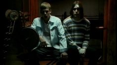 poster-10419-boots-17-knockout-236x132