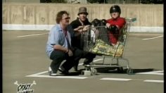 poster-10480-mtv-crazy-monkey-trolley-riding-236x132