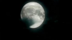 poster-10485-nike-full-moon-236x132