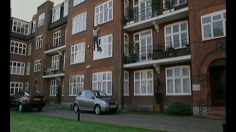 poster-1060-toyota-yaris-hang-on-236x132