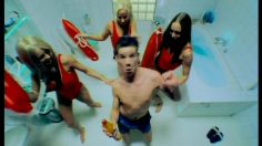 poster-10950-solo-soda-hot-stuff-236x132