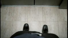 poster-11134-clarks-chaussures-ascenseur-236x132