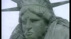 poster-11275-anti-pauvrete-don-de-vetement-statue-liberte-236x132