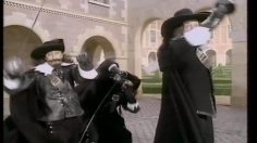 poster-11660-banania-boisson-chocolatee-les-trois-mousquetaires-236x132