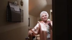 poster-11996-science-world-ice-creamy-goodness-236x132