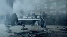 poster-12010-shithappens-nl-prevention-feu-d-artifice-shit-happens-236x132