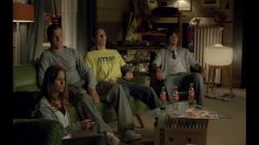 poster-12179-coca-cola-coke-bees-236x132