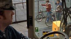 poster-12740-crest-dentifrice-bulldozer-236x132