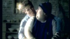 poster-12849-sky-football-foot-et-romance-236x132