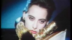 poster-13322-chanel-coco-sexy-girl-236x132