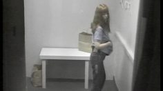 poster-13558-levi-s-loose-straight-jeans-dressing-room-236x132