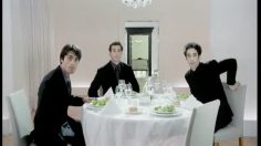 poster-13783-andre-chaussures-le-diner-236x132