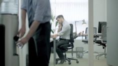 poster-13955-interflora-white-horse-236x132