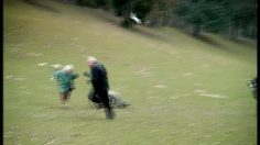 poster-14367-fresh-baker-l-avion-telecommande-236x132