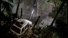 poster-148-infiniti-qx4-the-bridge-236x132