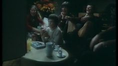 poster-1514-philips-videojeu-toute-la-famille-devant-la-console-236x132