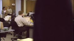 poster-15560-altoids-chocolats-banana-hands-allen-236x132