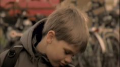 poster-15722-saarioinen-maman-236x132