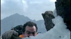 poster-15998-dkv-german-private-health-insurance-mountain-236x132