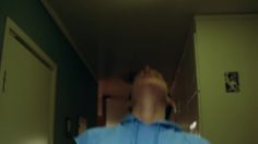 poster-16007-protection-sante-port-preservatif-anti-mst-show-off-236x132