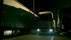 poster-16095-mercedes-benz-actros-bib-is-coming-home-236x132