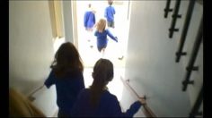 poster-16276-protection-enfance-anti-violence-click-236x132