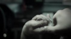 poster-16753-deo-dress-paranoid-236x132