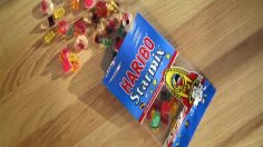 poster-17075-haribo-starmix-interrogation-236x132