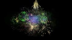 poster-17543-hepar-eau-minerale-fireworks-236x132