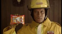 poster-17963-mamee-sllrrrp-instant-noodle-fire-extinguisher-236x132