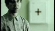 poster-1842-premiere-le-bureau-236x132