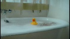 poster-18703-aides-le-bain-236x132