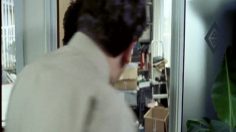 poster-18858-staples-derek-236x132