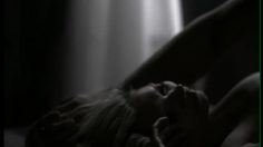 poster-19588-yves-saint-laurent-parisienne-le-parfum-de-paris-236x132