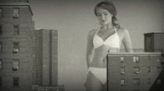 poster-19823-axe-lynx-50ft-woman-236x132