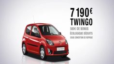 poster-20044-renault-twingo-le-rouge-a-levres-236x132