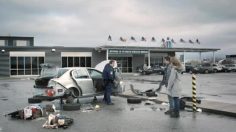 poster-20148-sport-chek-hockey-team-canada-jerseys-border-crossing-236x132
