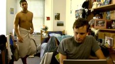 poster-20922-roommate-hell-com-towel-236x132