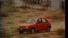 poster-2104-peugeot-205-les-indiens-236x132