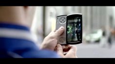 poster-21133-sony-ericsson-xperia-play-smoldering-rubber-236x132