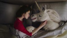 poster-21140-juicy-fruit-juicy-secret-gum-unicorn-serenades-sarah-silverman-236x132