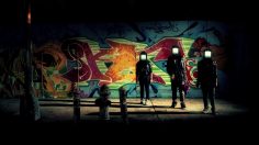 poster-21581-ipad-2-facetime-ipad-face-dance-236x132