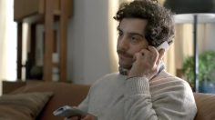 poster-21876-directv-roadside-ditch-236x132