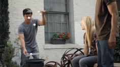 poster-21913-asics-33-levitation-236x132