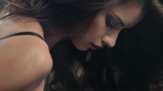 poster-21919-teleflora-com-adriana-lima-236x132