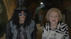 poster-21976-los-angeles-zoo-the-lair-mutual-admiration-236x132