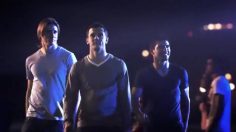 poster-22084-pepsi-kick-in-the-mix-236x132