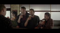 poster-22399-carlton-beer-chase-236x132