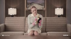 poster-22571-nokia-lumia-920-lumia-820-maman-la-maniaque-236x132